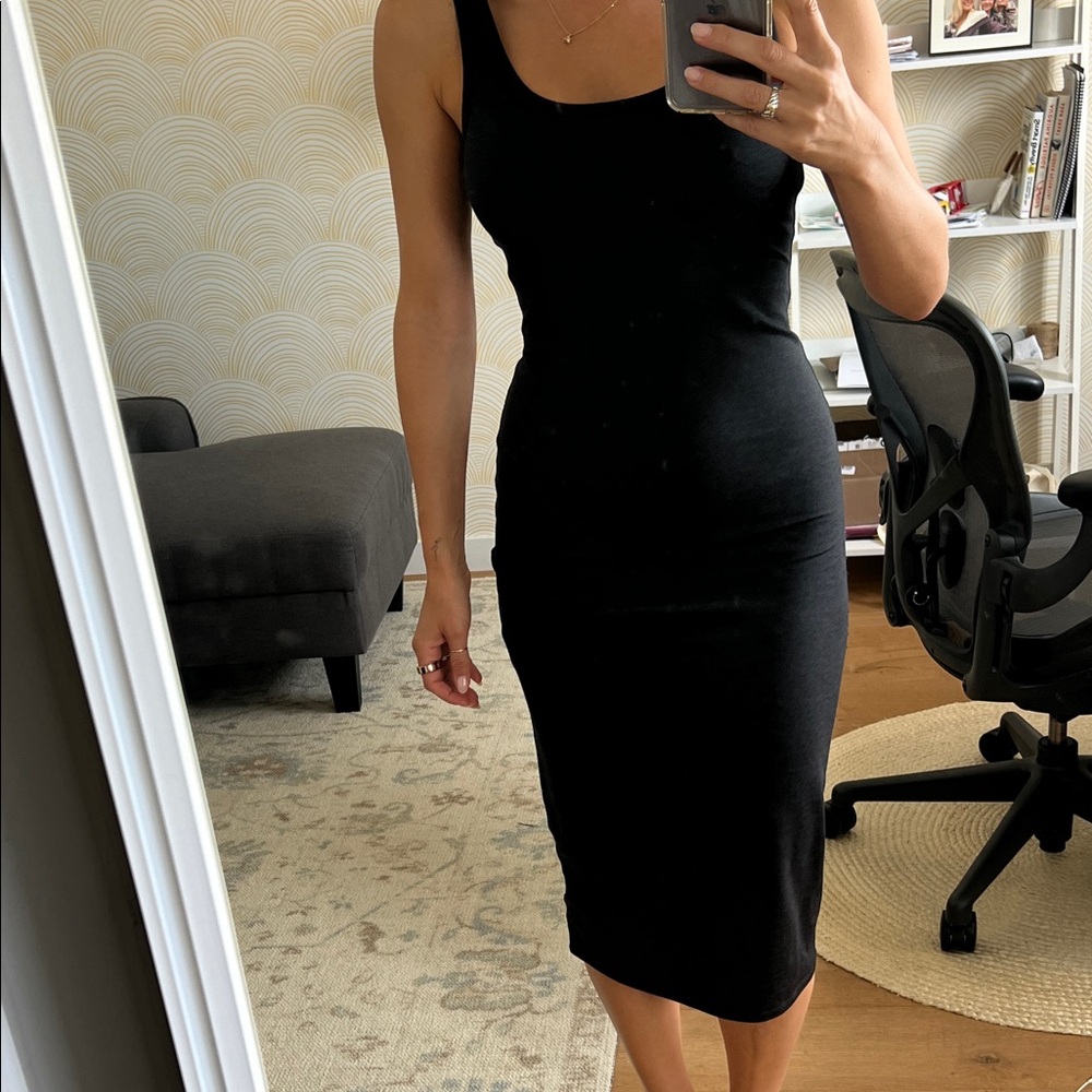 Vuori scoopneck dress